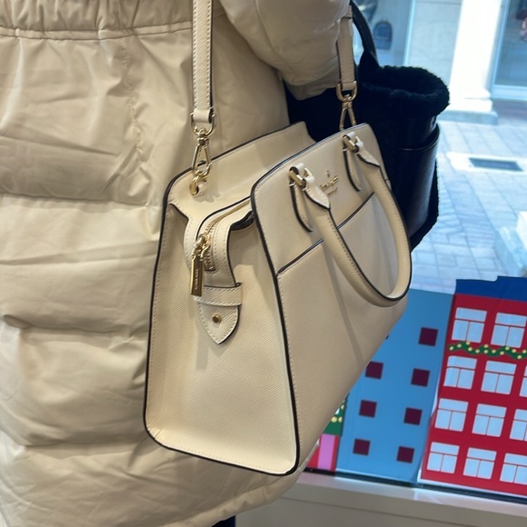 Kate Spade Madison Saffiano Leather Medium Satchel
COLOR:
Meringue 
NWT - Picture 16 of 16